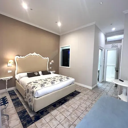 Miluar Relais - - Vanvitelli Bed & Breakfast