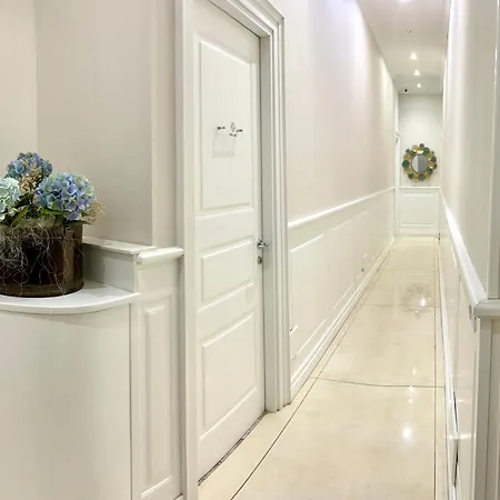 Miluar Relais - - Vanvitelli 4*