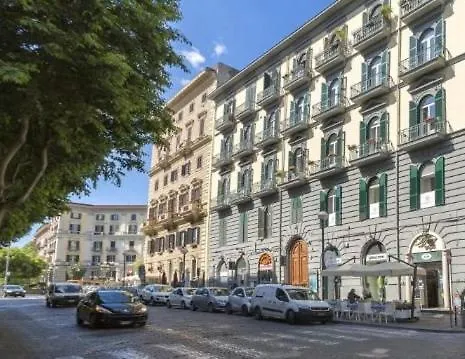 Bed and breakfast Miluar Relais - - Vanvitelli 4*