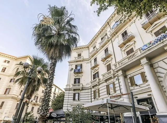 Bed and breakfast Miluar Relais - - Vanvitelli 4*