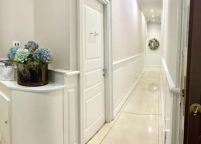 Miluar Relais - - Vanvitelli 4*