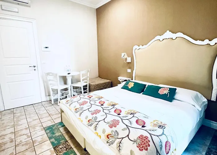 Miluar Relais - - Vanvitelli 4* Nápoles