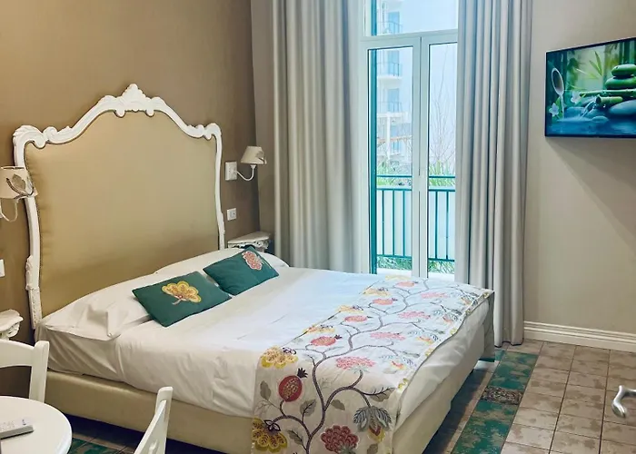 B&B Miluar Relais - - Vanvitelli